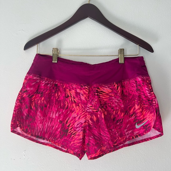 Nike running shorts - Picture 1 of 1